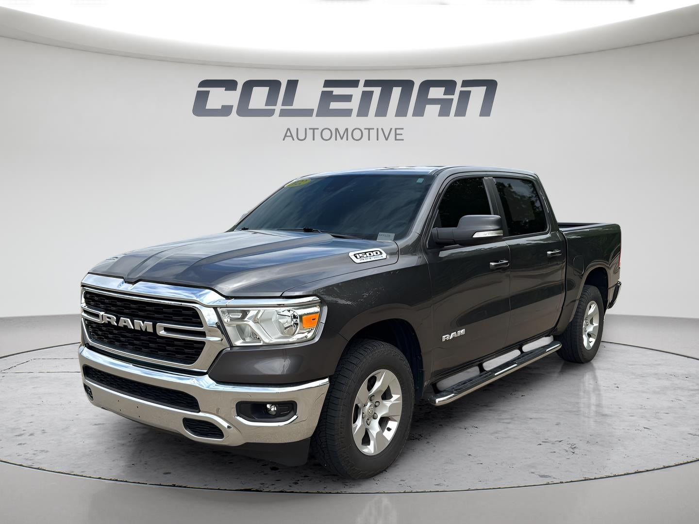 2022 RAM 1500 Big Horn Crew Cab 4x4 5'7' Box in Granite Crystal Metallic Clearcoat — front three-quarter view