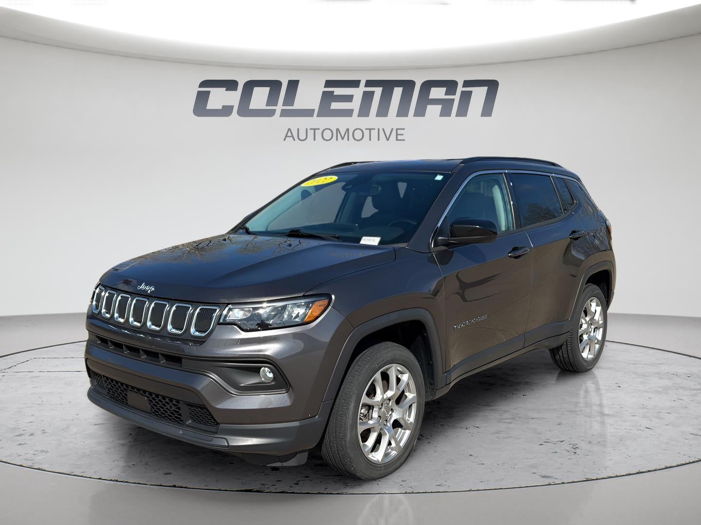 2022 Jeep Compass Latitude Lux 4x4 in Granite Crystal Metallic Clearcoat — front three-quarter view