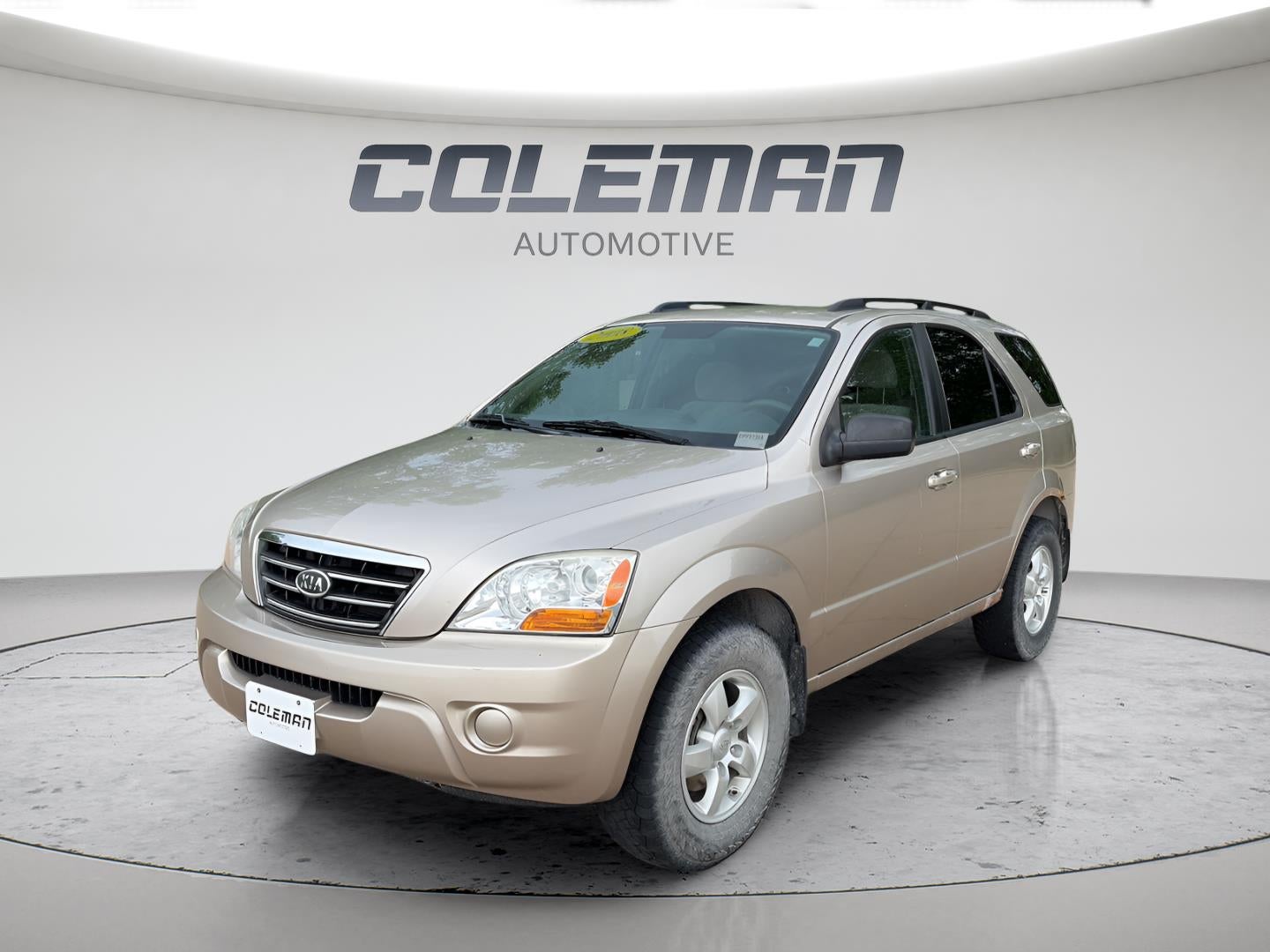 2008 Kia Sorento LX in Silver — front three-quarter view